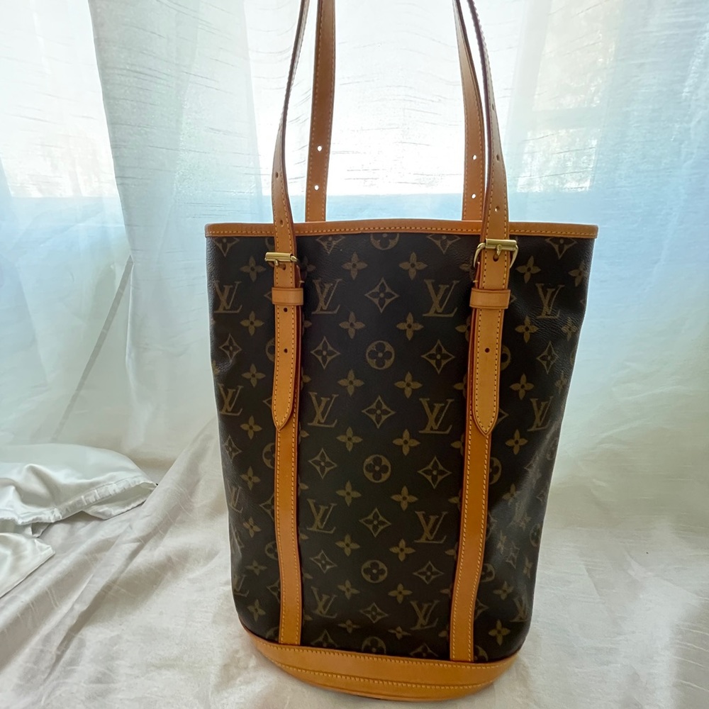 Louis Vuitton monogram Bucket bag MM
